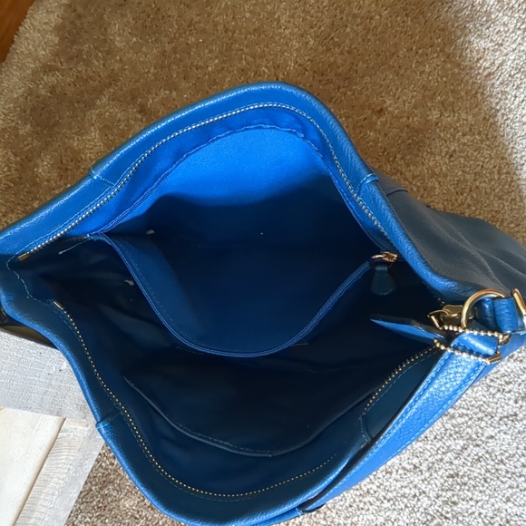 Coach Blue Leather Shoulder Bag - Picture 3 of 7